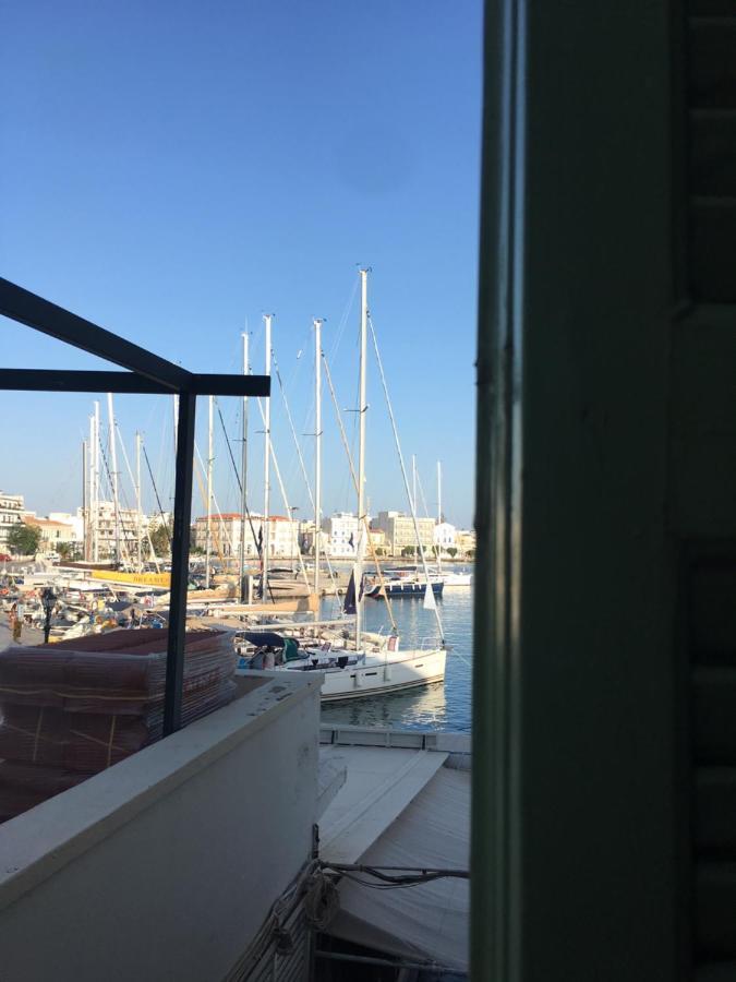 Aegli 1876 Hotell Tínos Exteriör bild