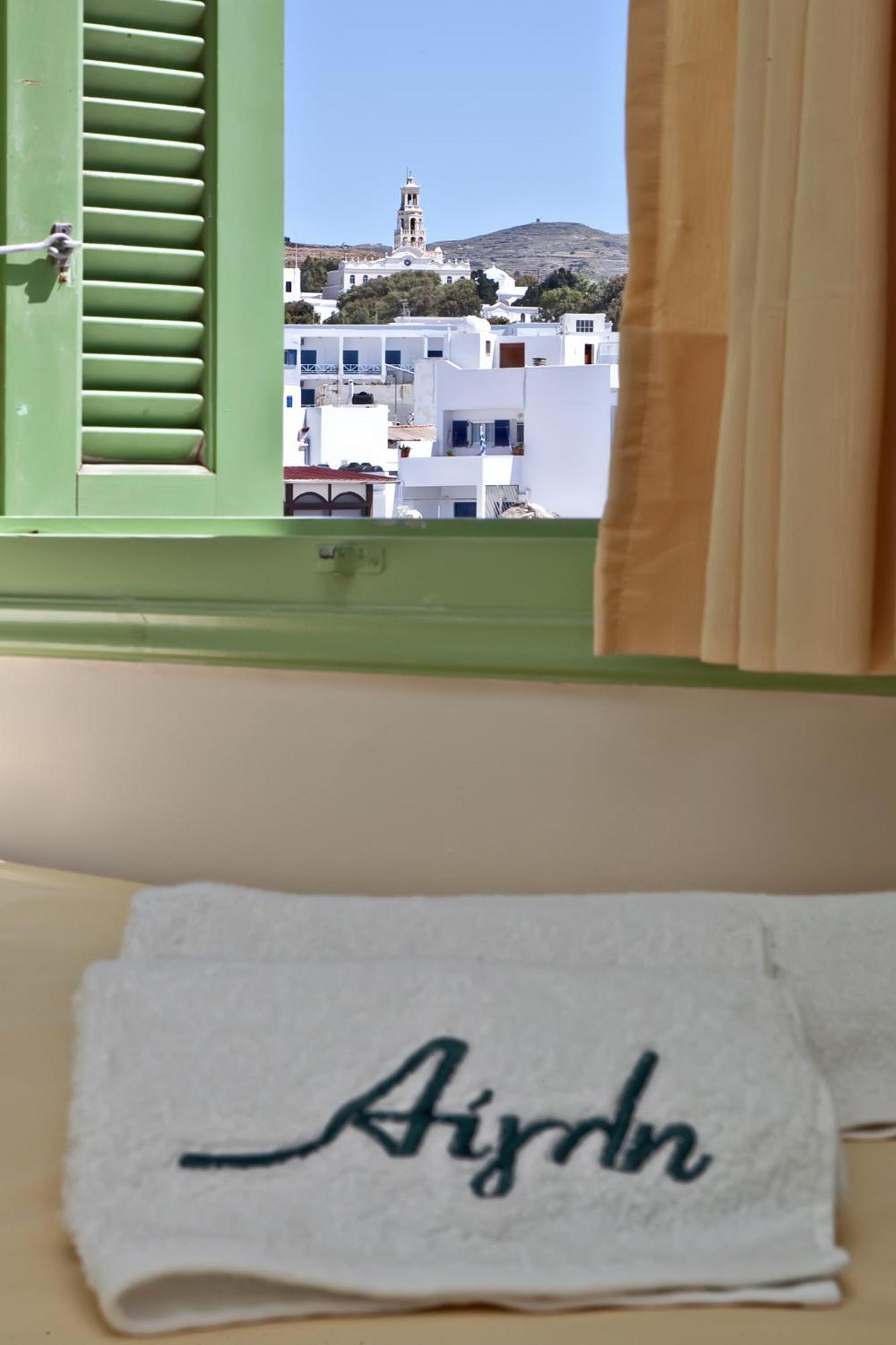 Aegli 1876 Hotell Tínos Exteriör bild
