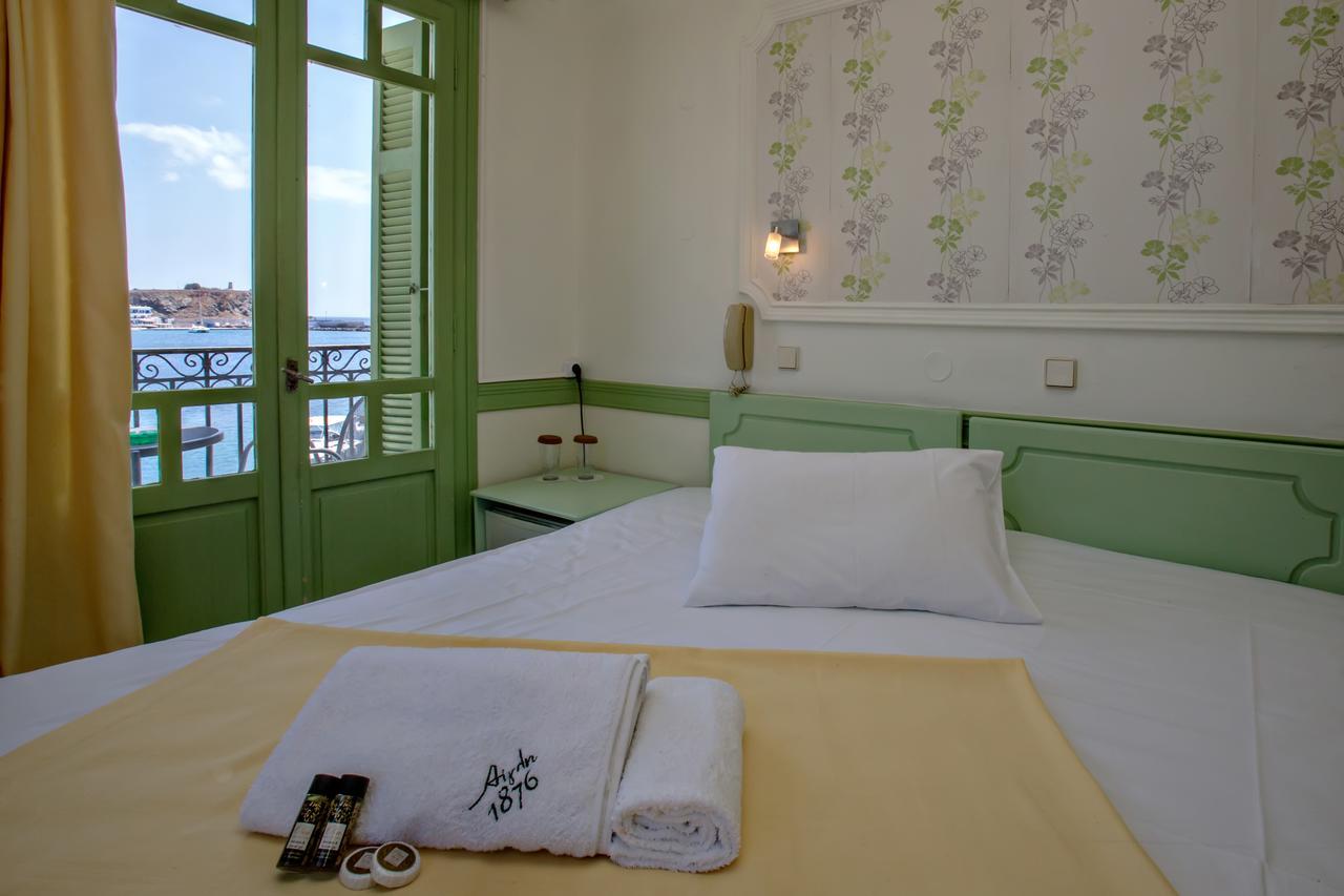 Aegli 1876 Hotell Tínos Exteriör bild